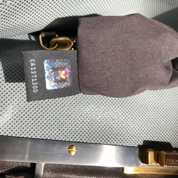 Fendi Peekaboo Large - Picture 6 of 6